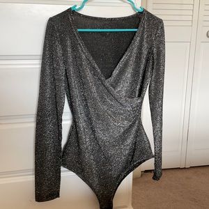 Shimmery long-sleeves bodysuit